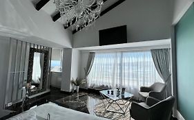 Six Senses Deluxe Suite
